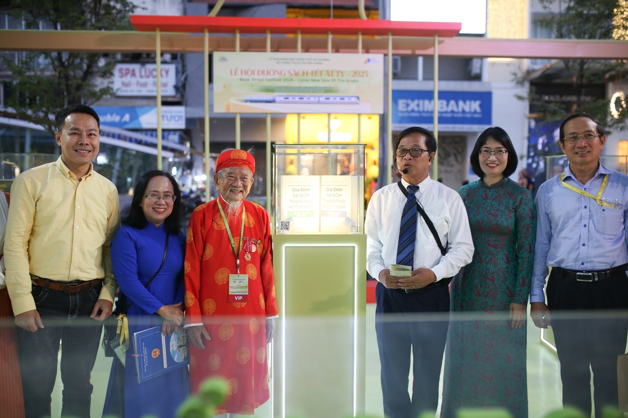 duong sach Tet anh 2