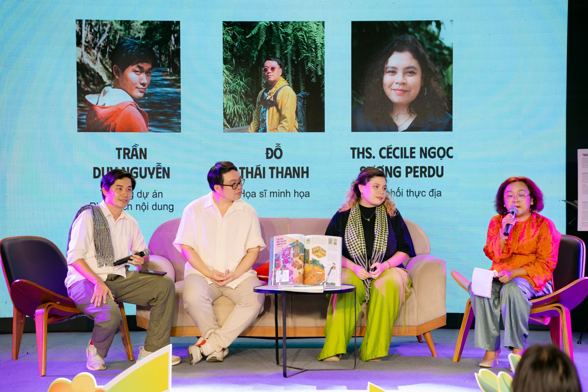 'Doc sach nhu tap the duc, viet sach nhu mot lan trekking' hinh anh