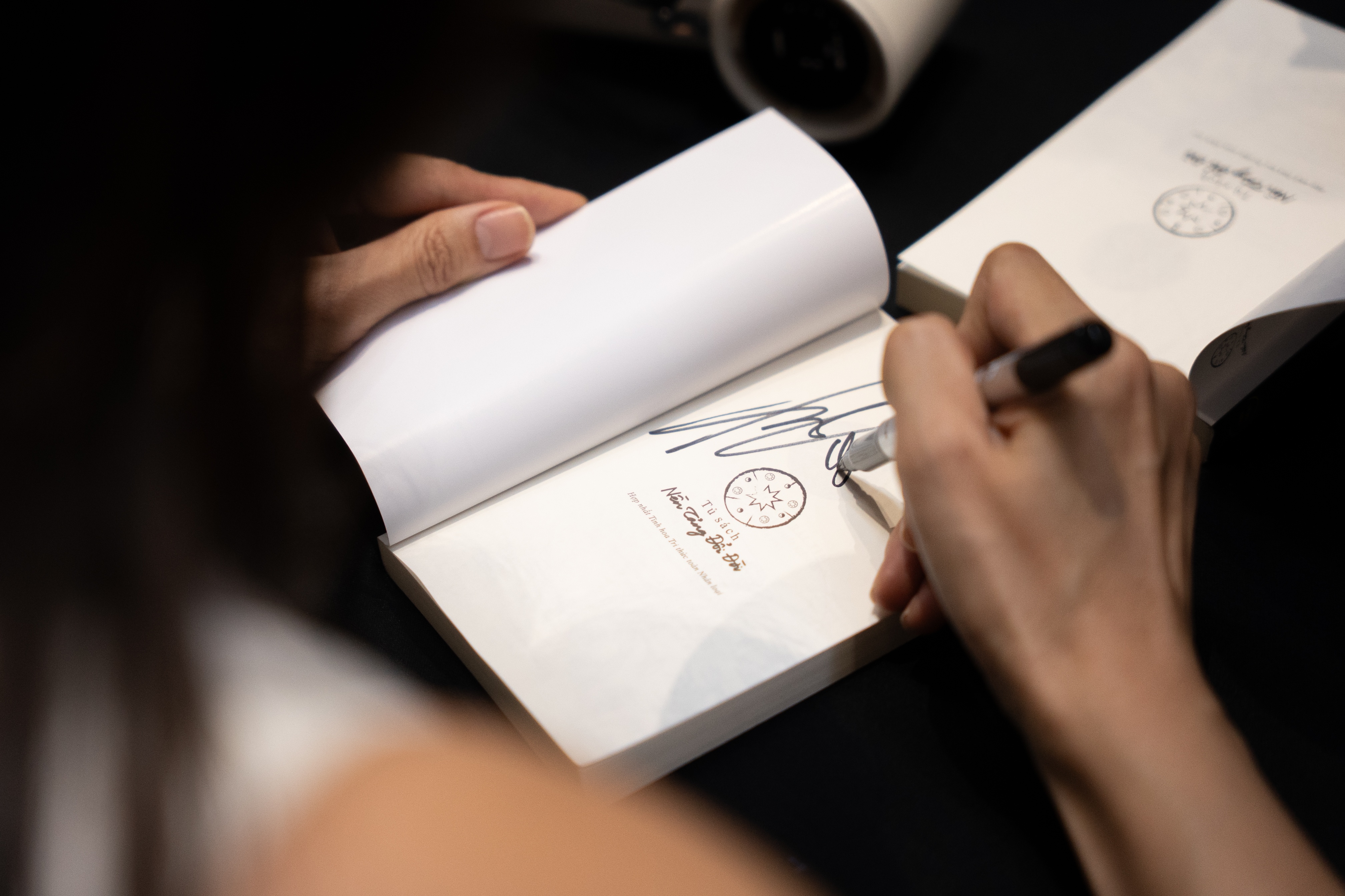 Trung Nguyen Legend anh 14