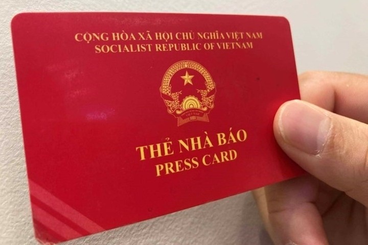 Gia han su dung The nha bao ky han 2021-2025 den het thang 6/2026 hinh anh