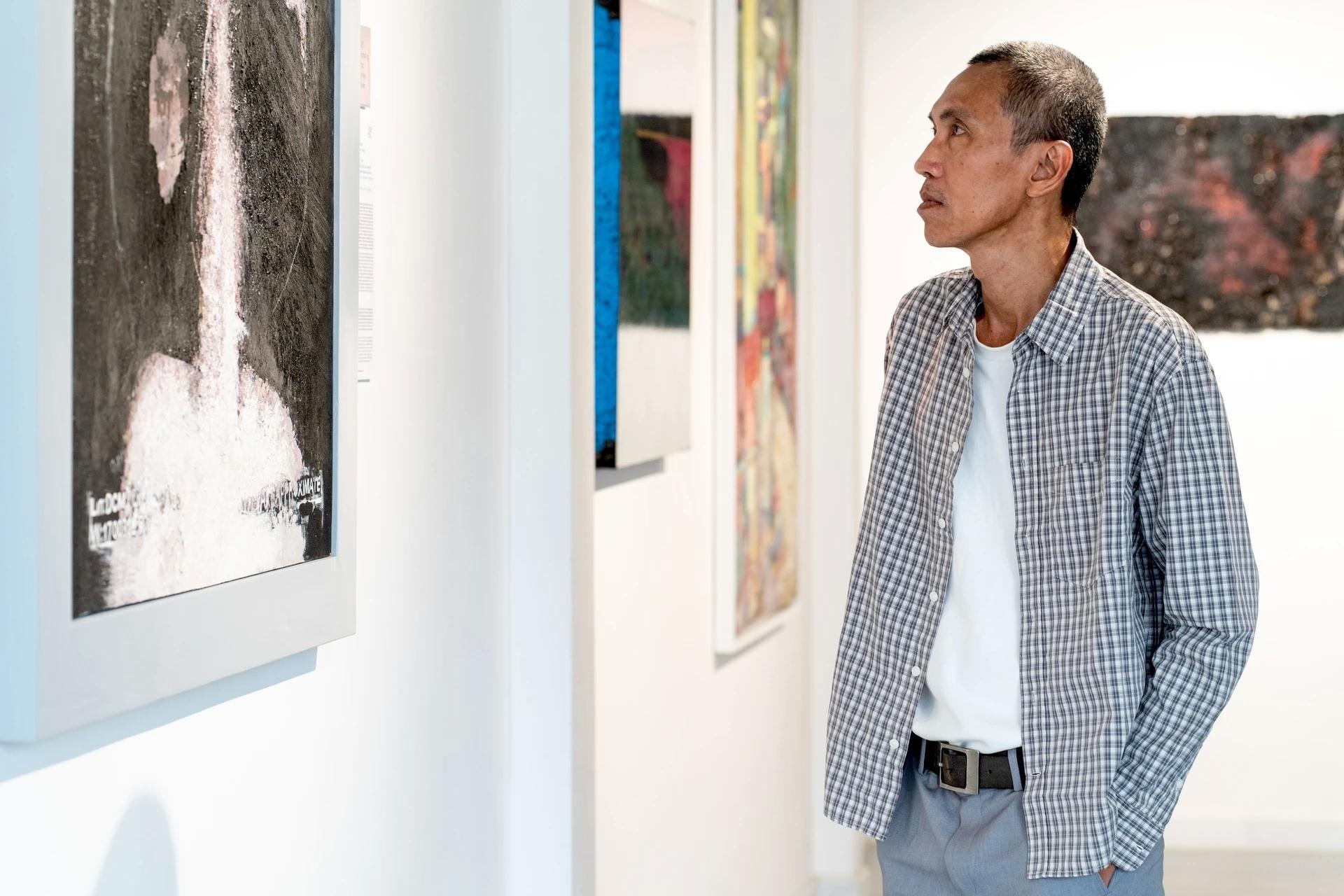 Nguyen Ngoc Thuan danh do doc gia: Con gi co 100 cai chan? hinh anh