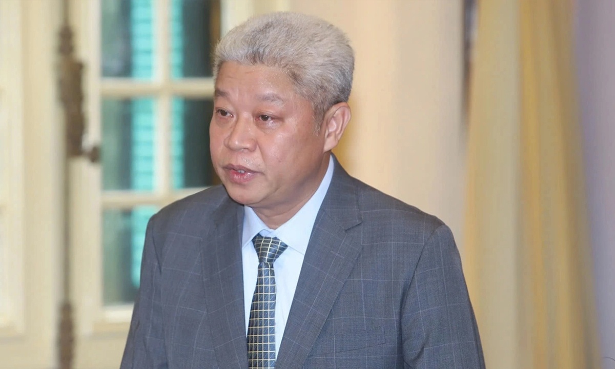 Thu truong Noi vu: Khong nghi lien 9 ngay dip nghi Gio To va 30/4-1/5 hinh anh