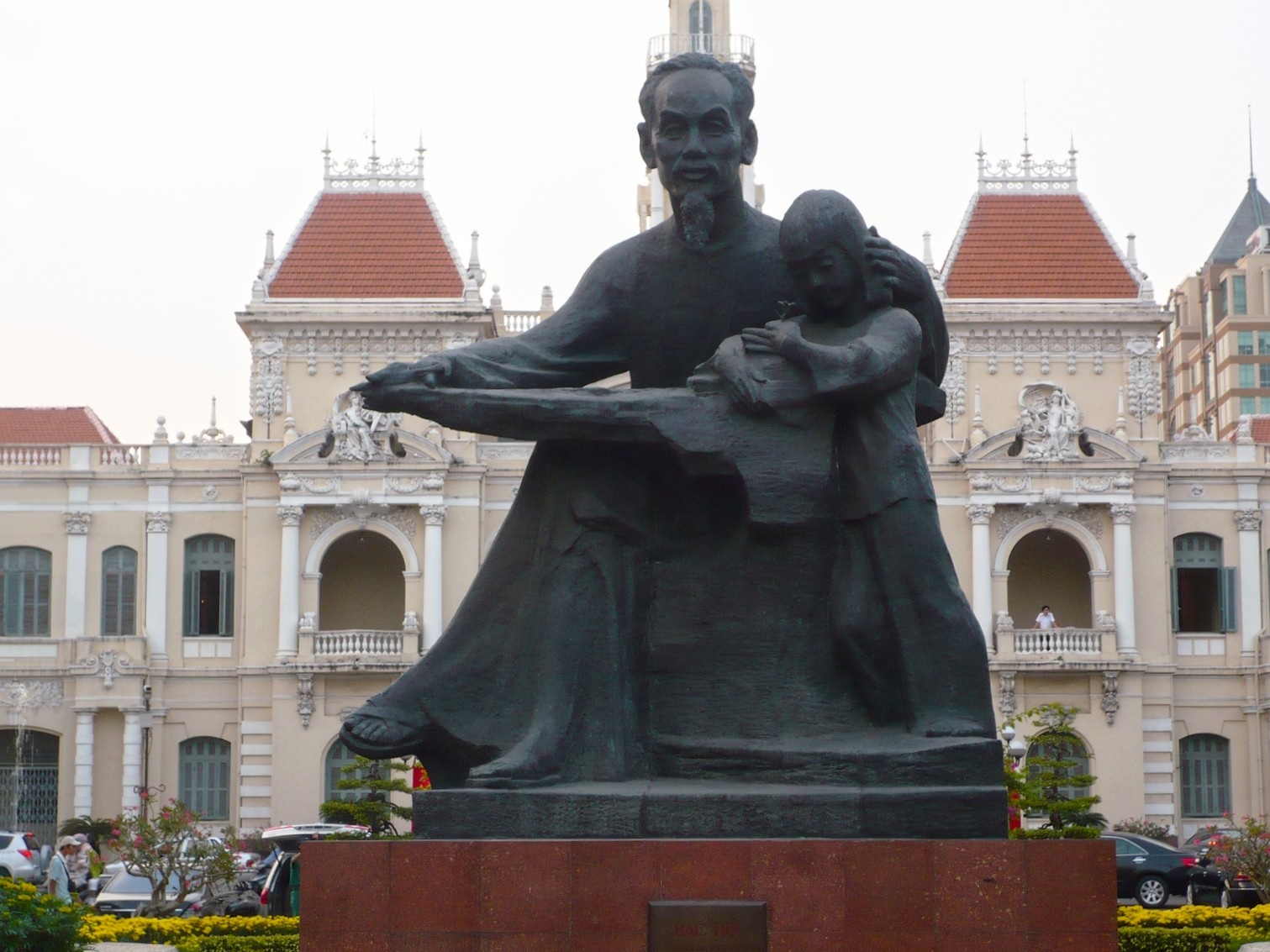 ho chi minh anh 1