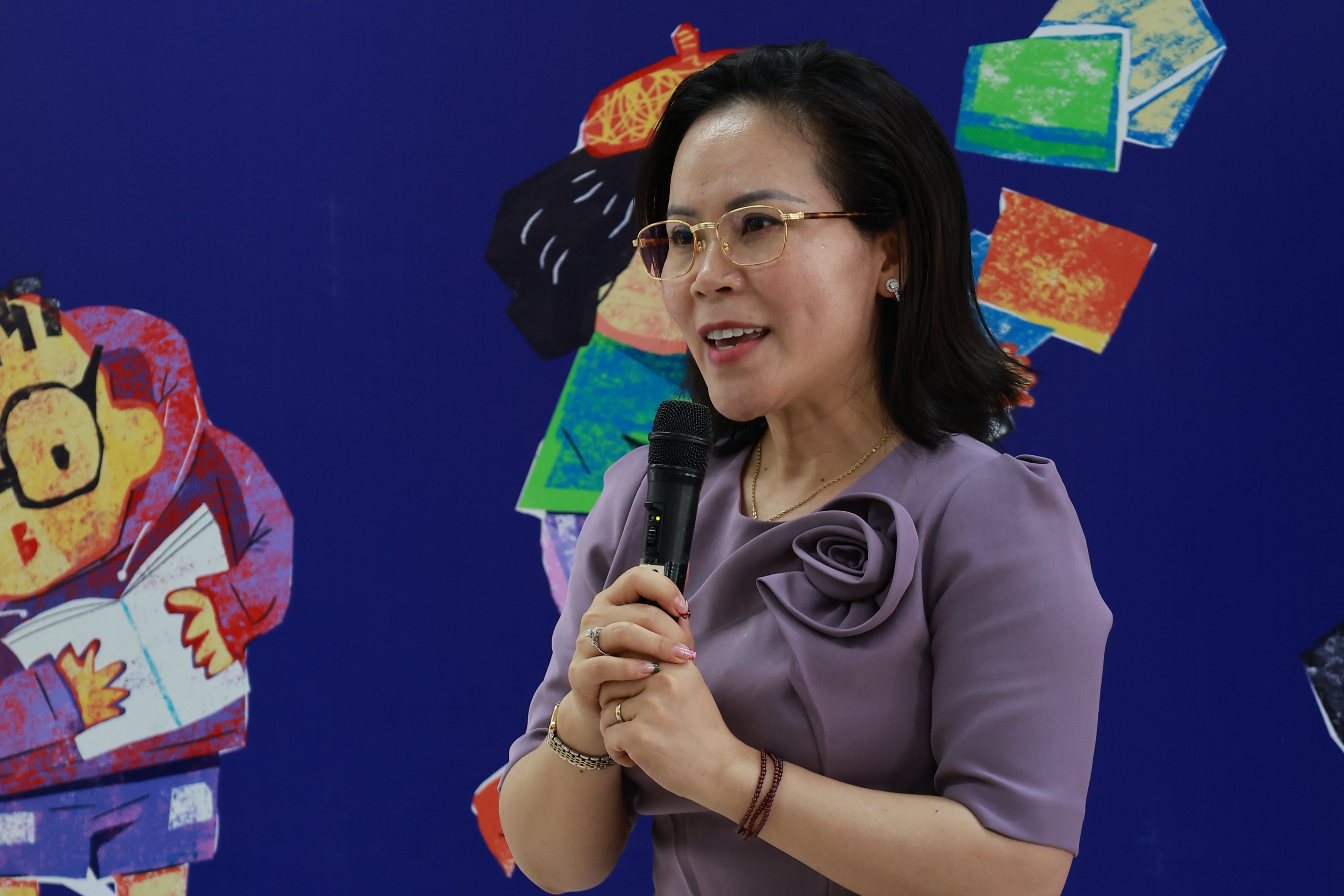 sach tranh Viet Nam anh 3