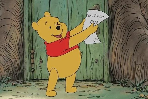Gau Pooh tron 100 tuoi hinh anh