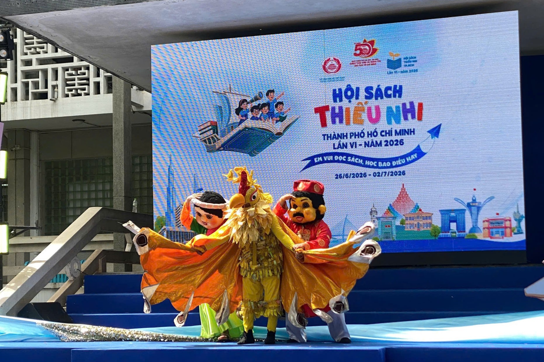 kich anh 1