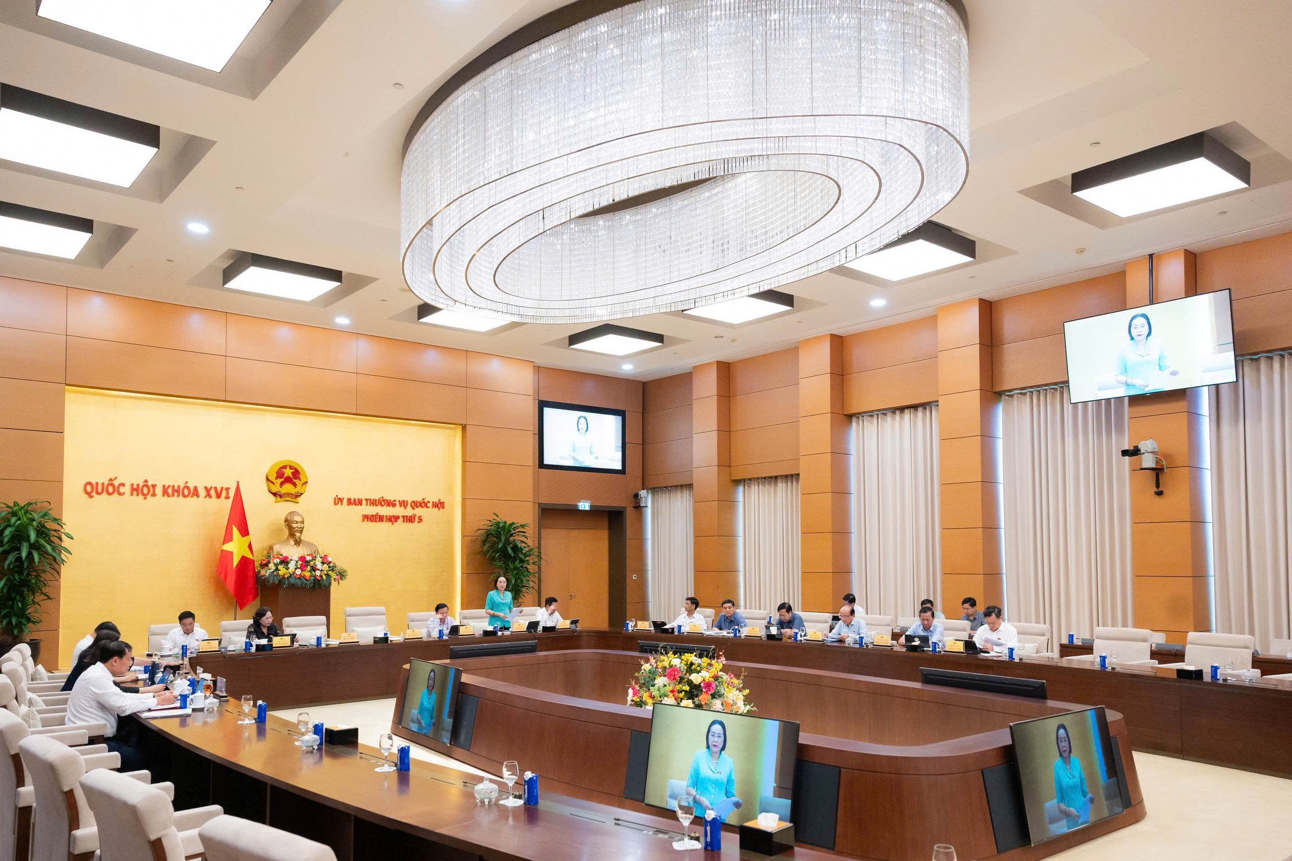 luật xuất bản ảnh 1
