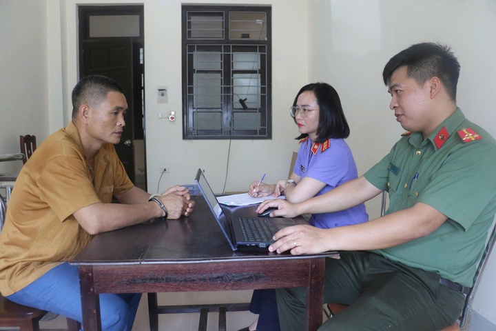dầu t&agrave;u hỏa ảnh 3