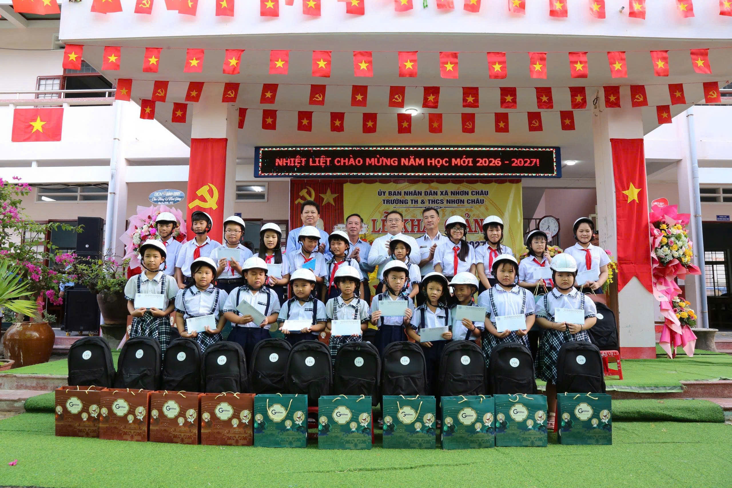 xuất bản ảnh 2