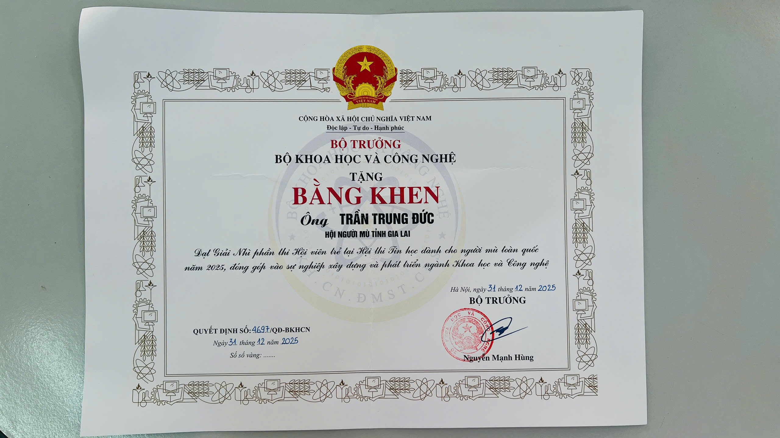viết c&acirc;u chuyện ảnh 2