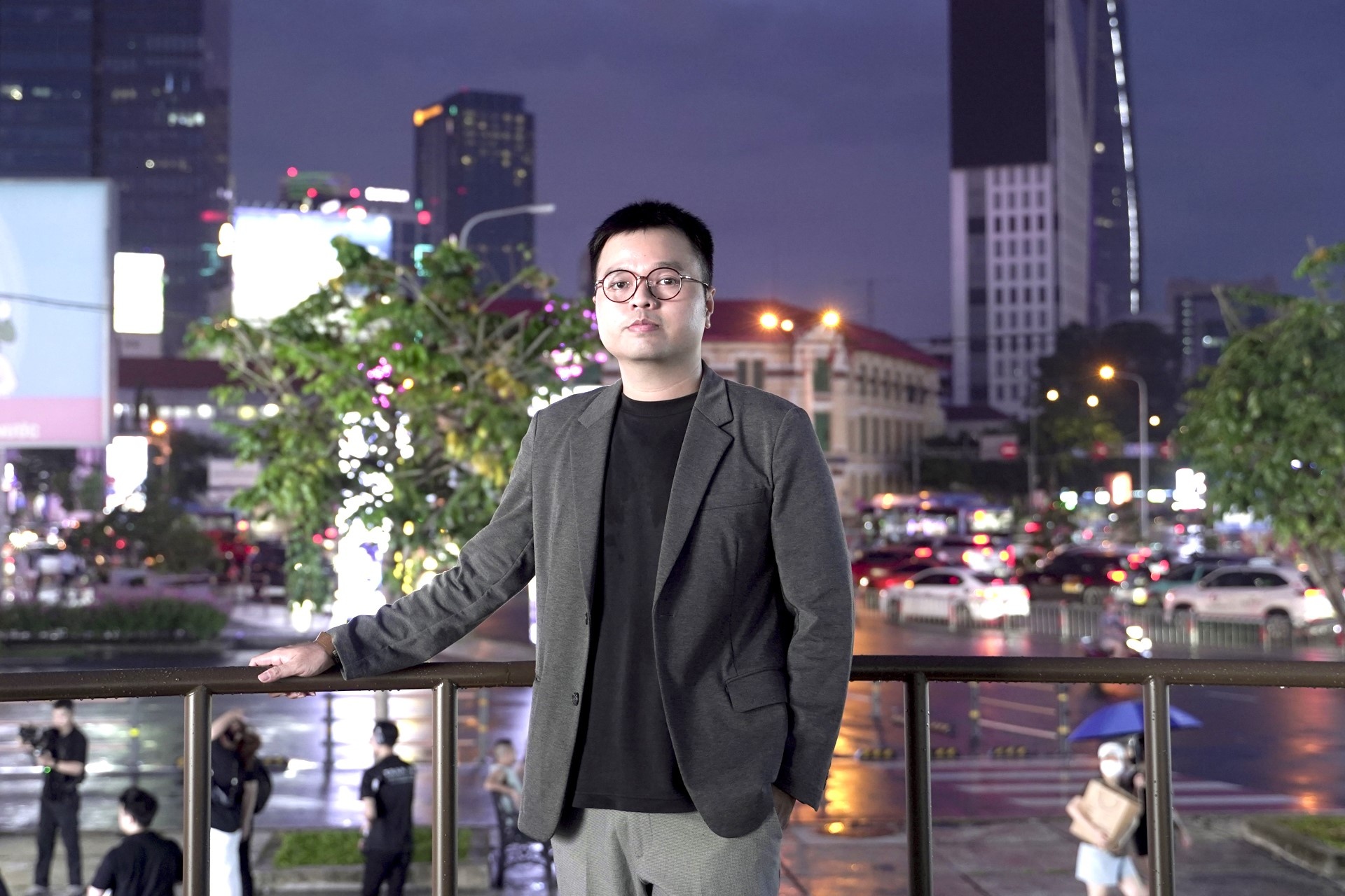 Yêu TP.HCM từ tiếng 'cưng ơi' đến những tòa nhà chọc trời