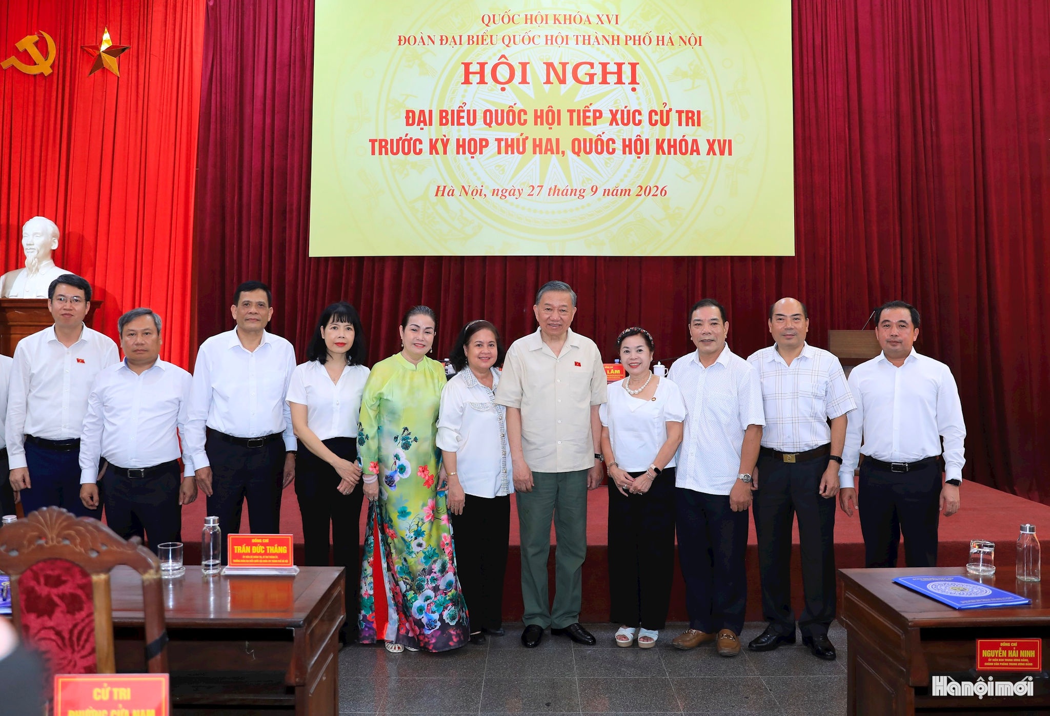 tổng b&iacute; thư ảnh 14