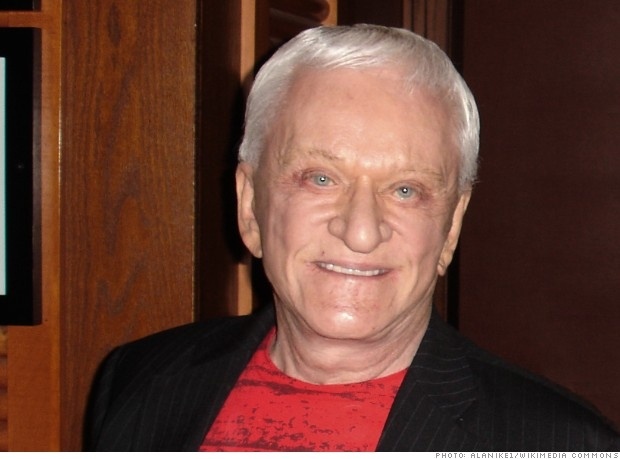 Nhung ty phu do tien ty tim thuoc truong sinh hinh anh