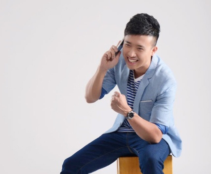 Vi sao Tran Thanh me tin nhan thoai? hinh anh