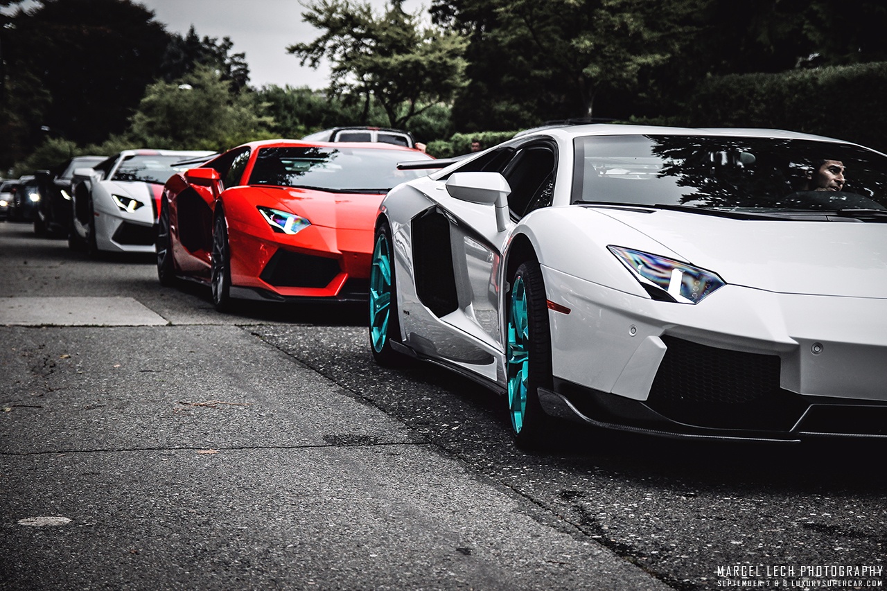 Dan xe khung trong ngay hoi sieu xe tai Canada hinh anh