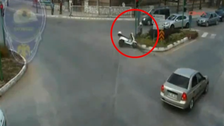 Thoat chet nho doi mu bao hiem hinh anh