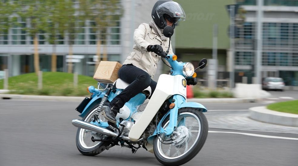 Honda Super Cub duoc tai sinh tai Ha Lan hinh anh