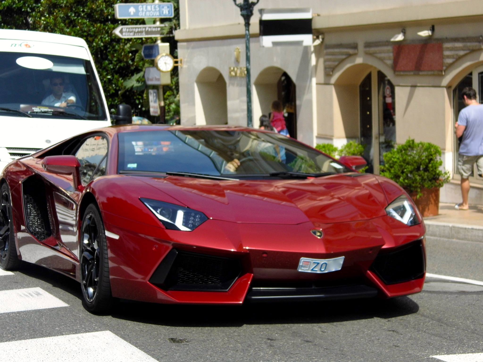 Anh nong sieu xe trong ngay (8/11) hinh anh