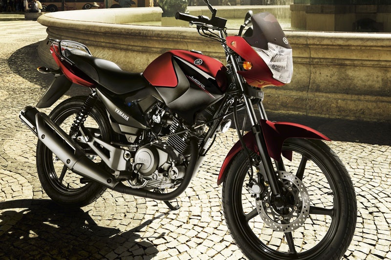 Yamaha ra mat xe con tay YBR125 moi hinh anh