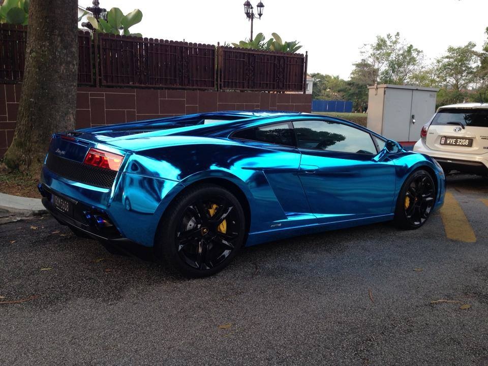 Anh nong sieu xe trong ngay (7/12) hinh anh