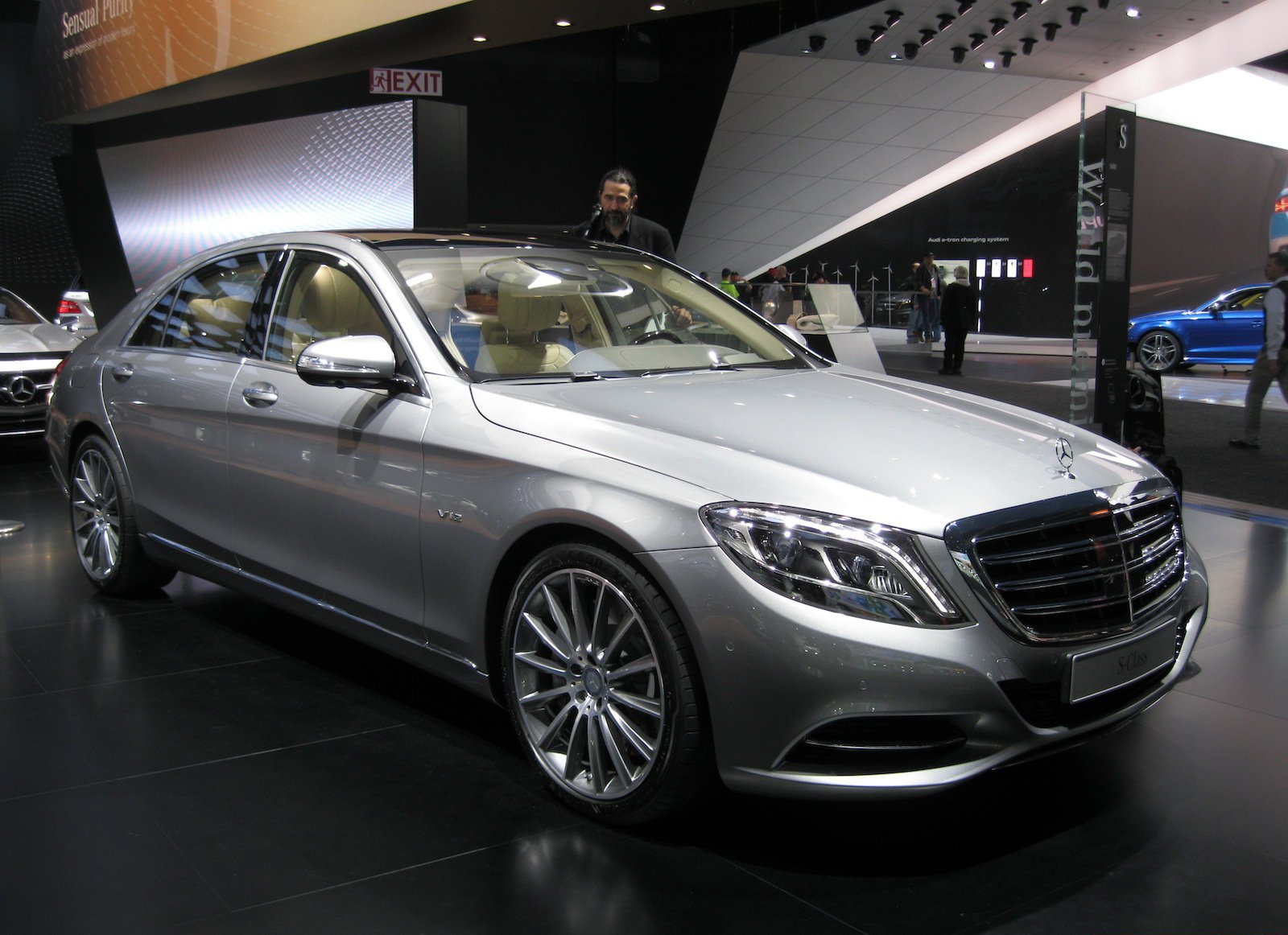 Anh chi tiet Mercedes-Benz S600 moi ra mat hinh anh