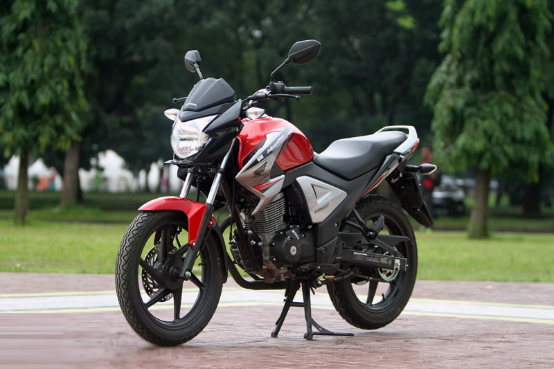 Anh chi tiet naked-bike MegaPro Fi moi cua Honda hinh anh