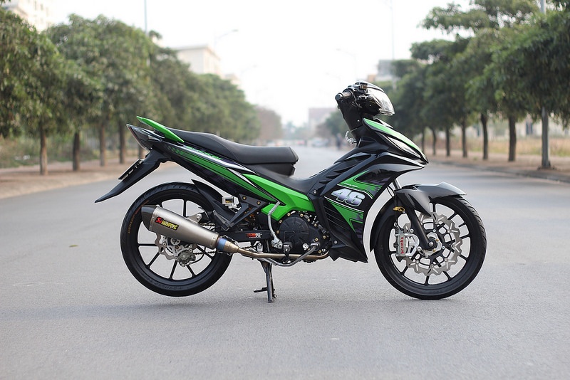 Gioi tre Viet do lai Exciter don Tet hinh anh