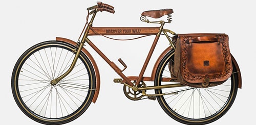 Xe dap boc da gia 10.000 USD hinh anh