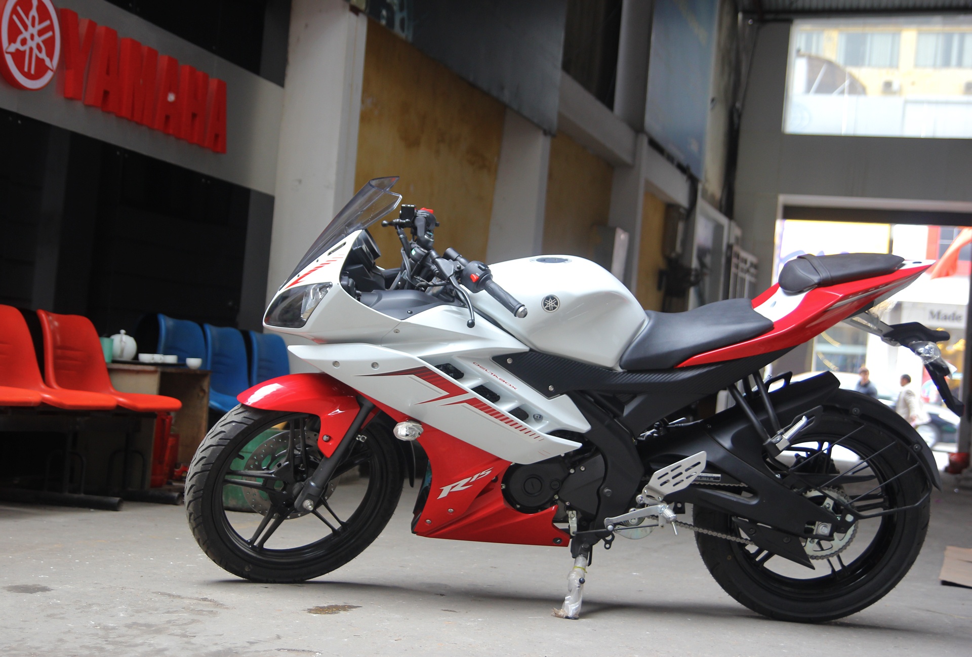 Can canh Yamaha R15 2013 gia 105 trieu tai Ha Noi hinh anh