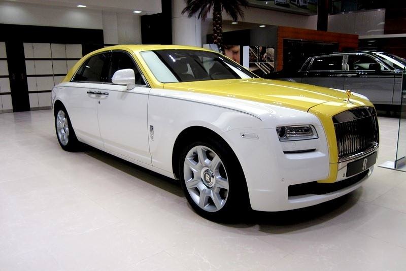 Rolls-Royce Ghost phoi mau bat mat hinh anh