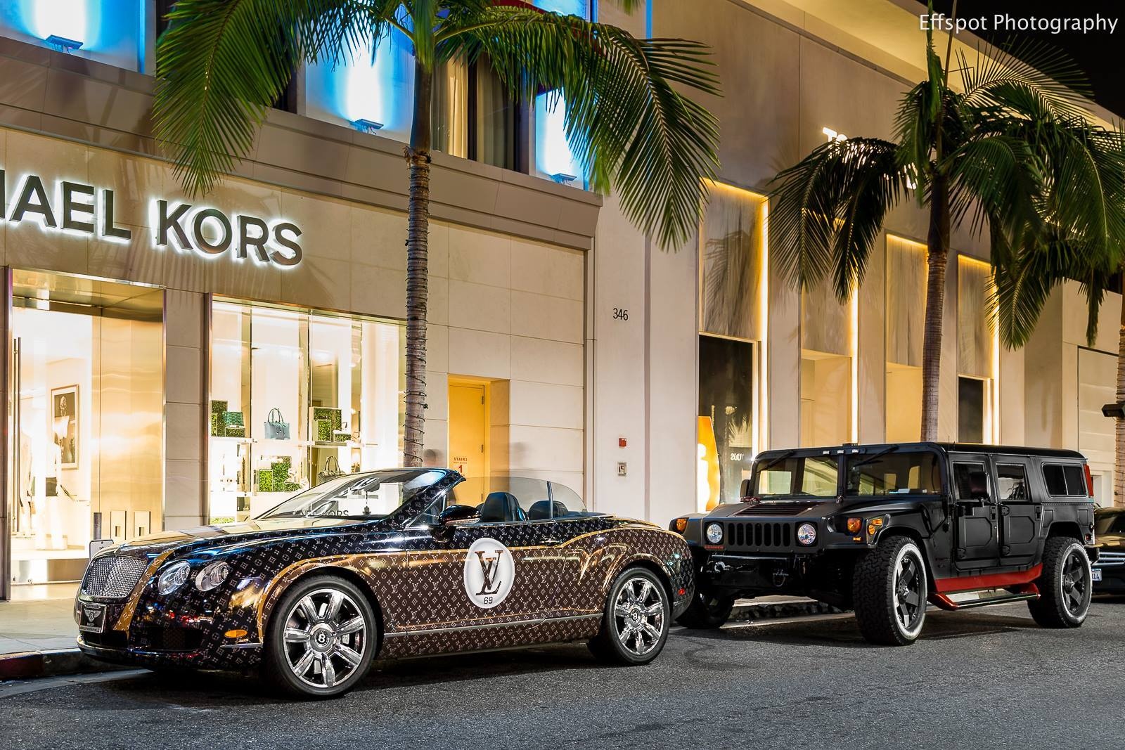 Anh dep sieu xe (28/2): Xe Bentley khoe dang ben Hummer H1 hinh anh