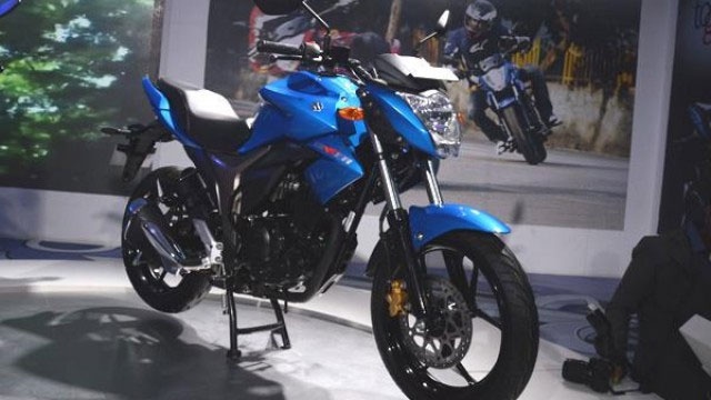 Suzuki ra mat naked-bike Gixxer 150 gia re hinh anh