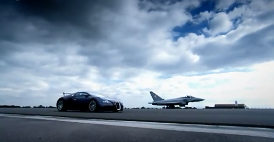 Bugatti Veyron do suc cung may bay chien dau Euro Fighter Typhoon hinh anh