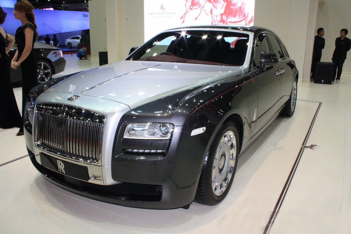 Rolls-Royce Ghost Majestic Horse ra mat tai Dong Nam A hinh anh