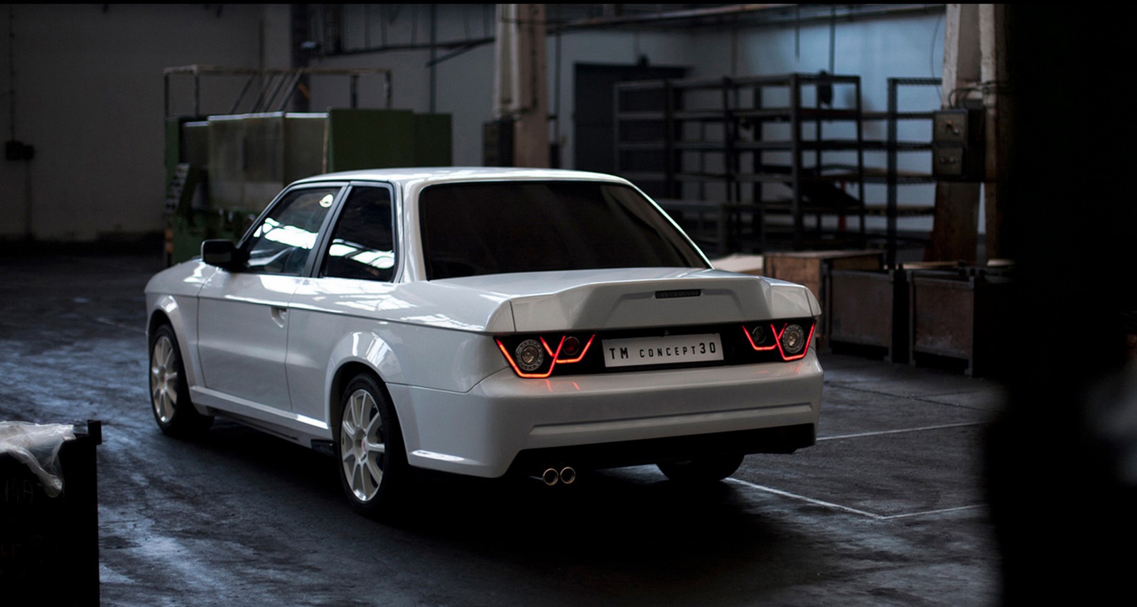 TMCar hiện có 2 phiên bản cho mẫu xe này, bao gồm bản Street và bản Race. Trên phiên bản Race, mẫu xe này sở hữu la-zăng đường kính lớn, hệ thống treo thấp và có thêm những thay đổi khác ở hệ thống cơ khí để tăng khả năng vận hành.