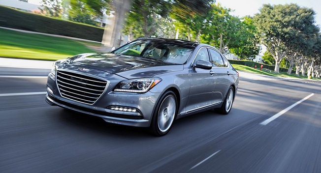 Hyundai Genesis 2015 co gia tu 38.000 USD hinh anh
