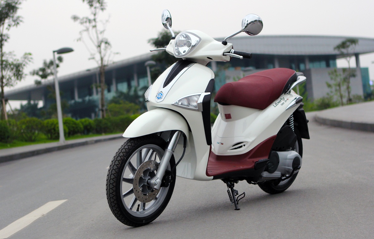 Piaggio Viet Nam ra mat Liberty moi, gia khong doi hinh anh