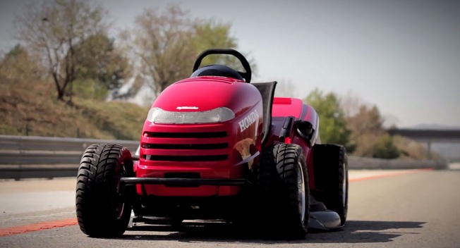 Xe cat co Honda lap ki luc the gioi voi toc do tren 185 km/h hinh anh