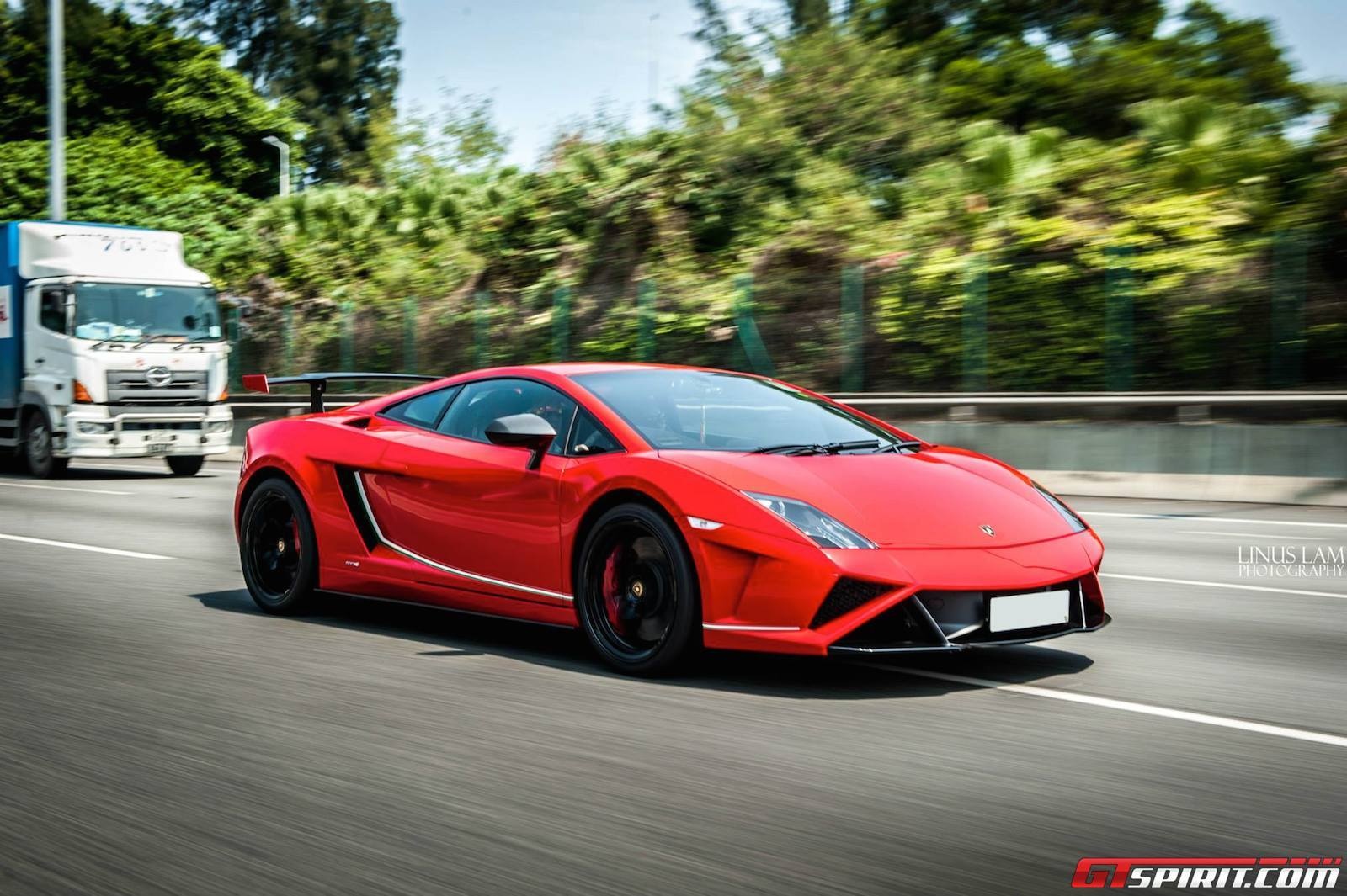 Siêu xe Lamborghini Gallardo LP570-4 Squadra Corse được phát triển từ phiên bản Supperleggera 