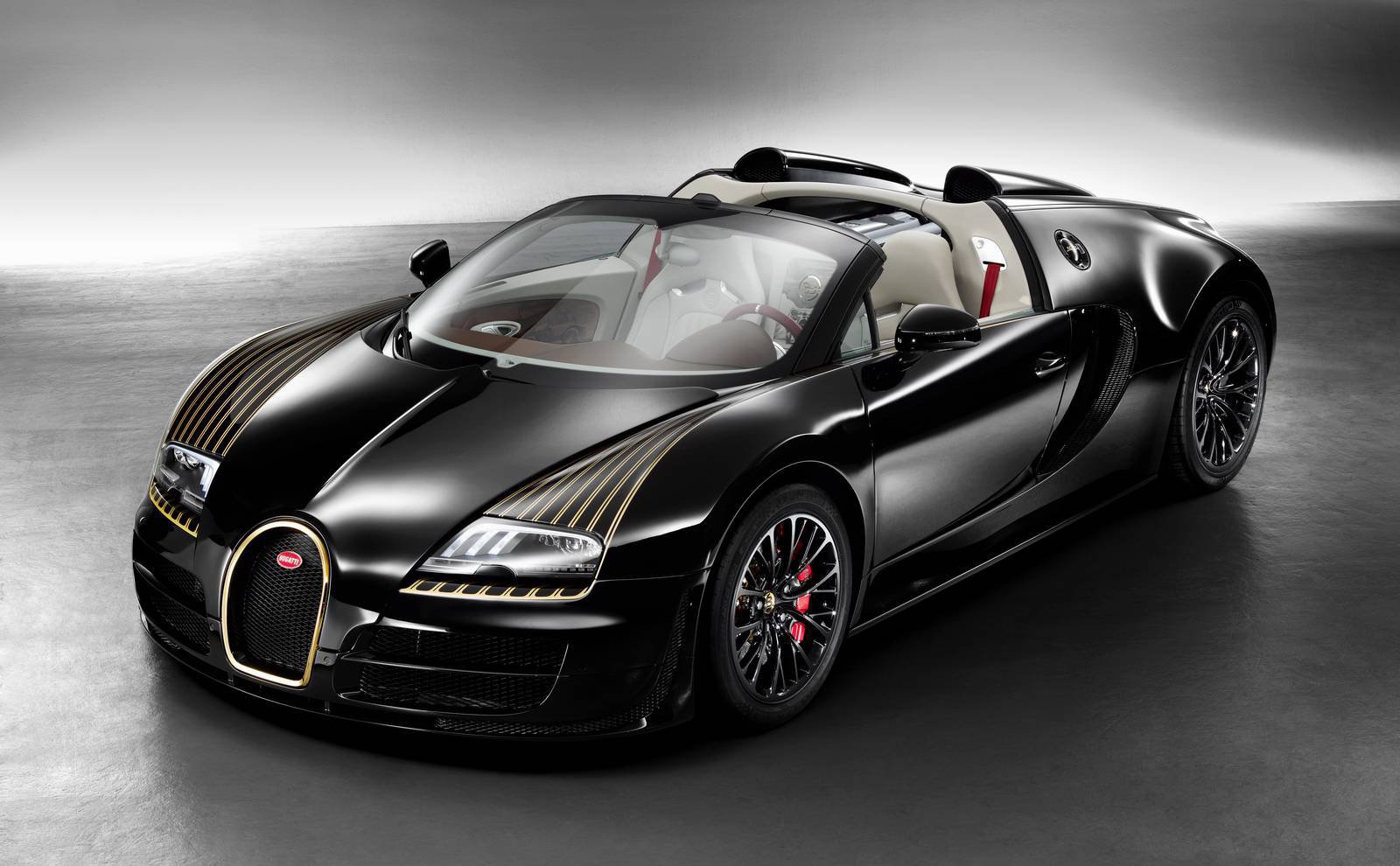 Sau khi trình làng 4 siêu xe Veyron huyền thoại, hãng xe Bugatti tiếp tục giới thiệu phiên bản Veyron Grand Sport Vitesse huyền thoại thứ 5 và sẽ trưng bày xe tại triển lãm xe Bắc Kinh năm nay.