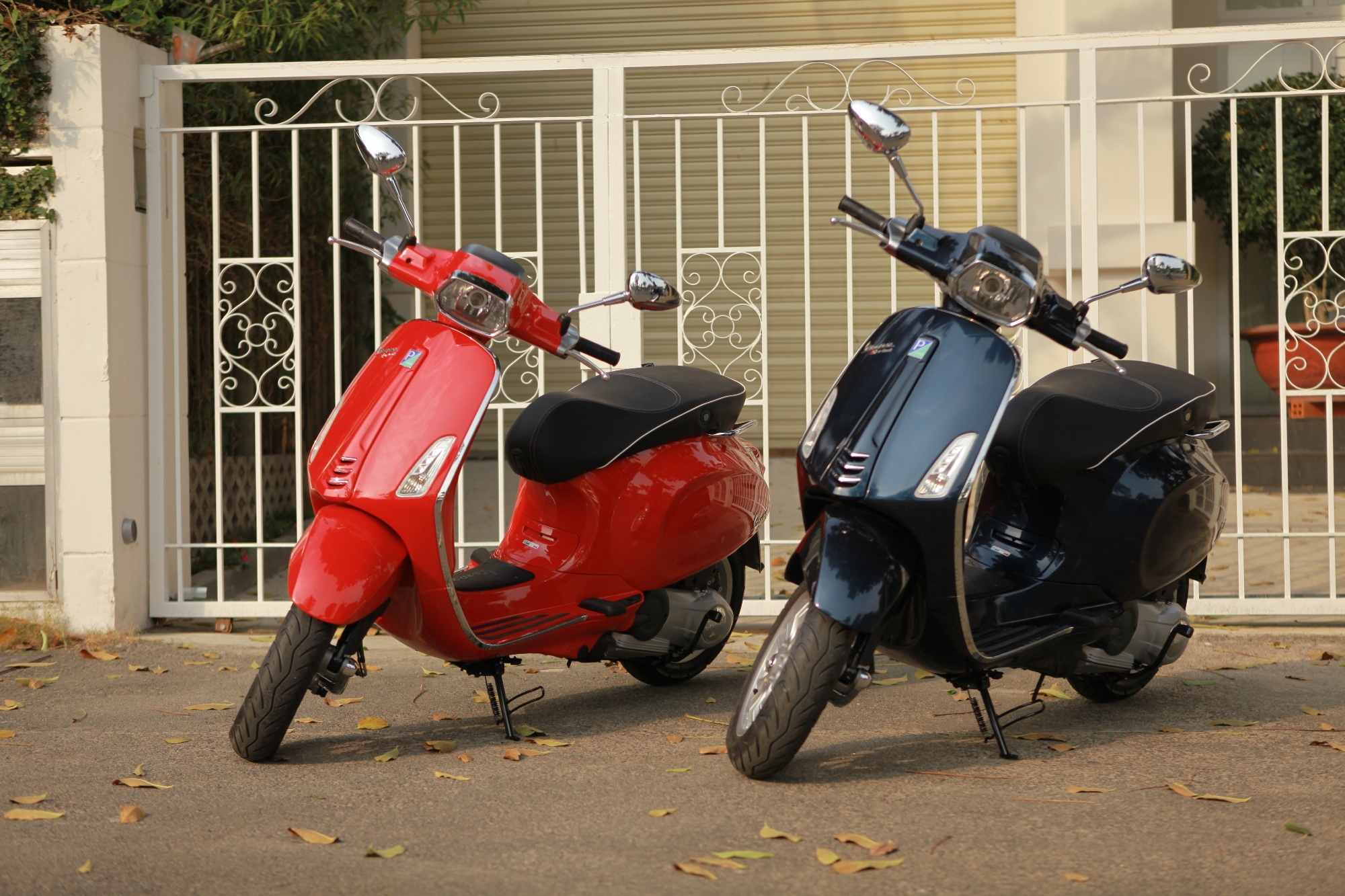 Can canh Vespa Sprint moi ra mat tai Viet Nam hinh anh