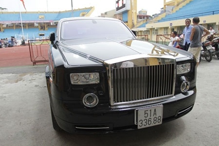 So phan nhung Rolls-Royce dinh dam cua dai gia Viet hinh anh