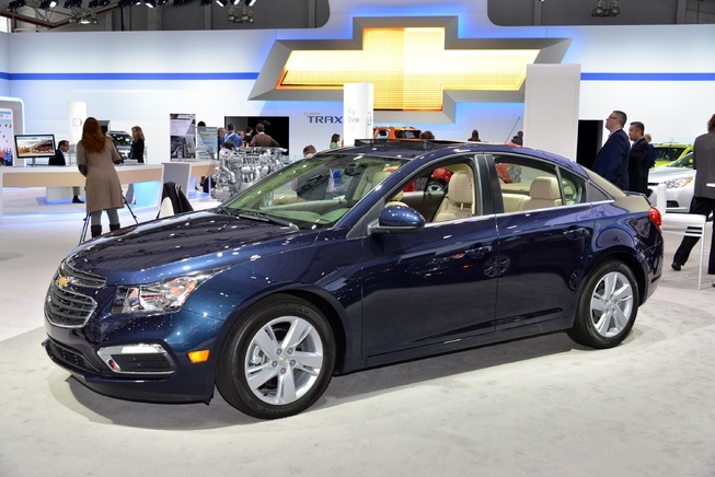 Chi tiet Chevrolet Cruze 2015 ra mat tai My hinh anh