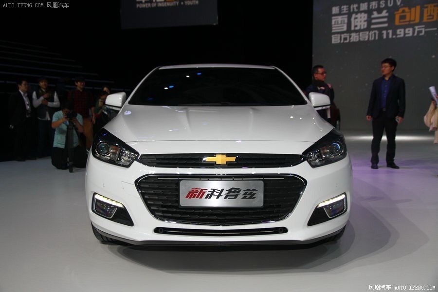 Cung cấp sức mạnh cho Cruze mới tại Trung Quốc là động cơ Ecotec, được phát triển bởi GM và SAIC. Theo GM, đây là lần đầu tiên khách hàng có lựa chọn động cơ 1,4 lít tăng áp, phun nhiên liệu trực tiếp hoặc động cơ 1,5 lít hút khí tự nhiên. 