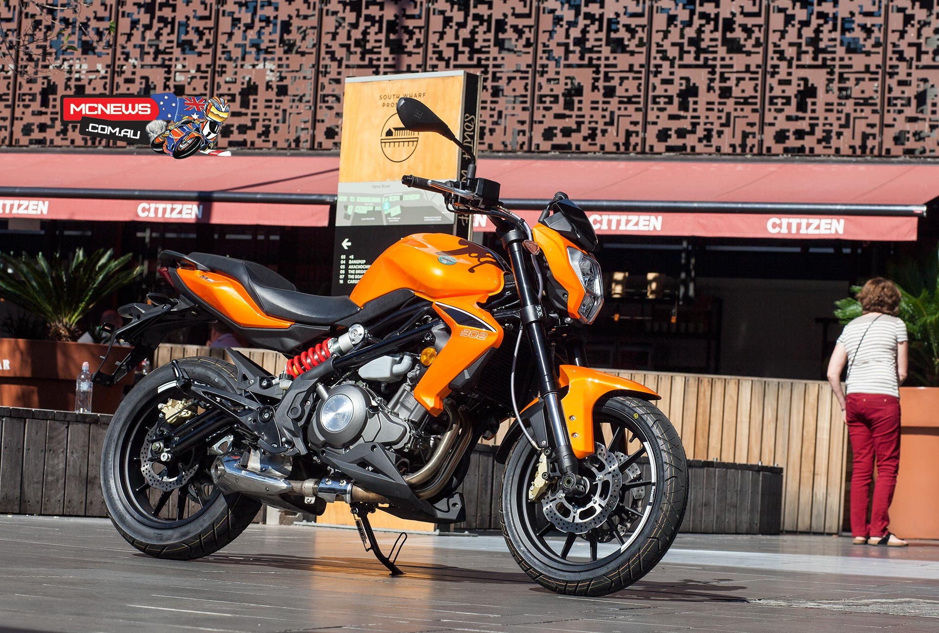 Benelli BN 302 lo gia ban 108 trieu dong tai Viet Nam hinh anh