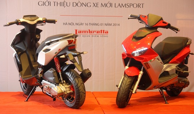Lambretta Lamsport với thiết kế lạ. Ảnh: Hân Nguyễn.