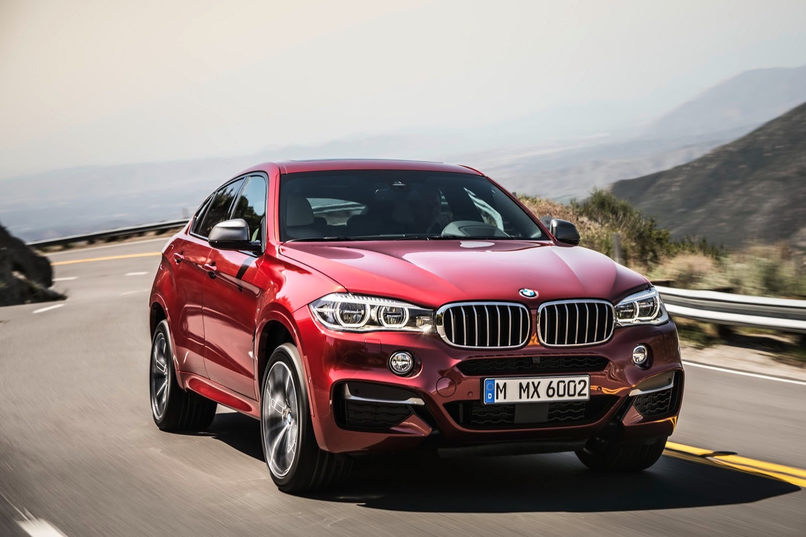 Nhung diem moi tren BMW X6 2015 hinh anh