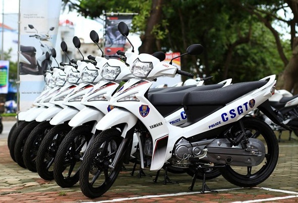 Dan xe Yamaha Sirius thiet ke rieng cho CSGT Ha Tinh hinh anh