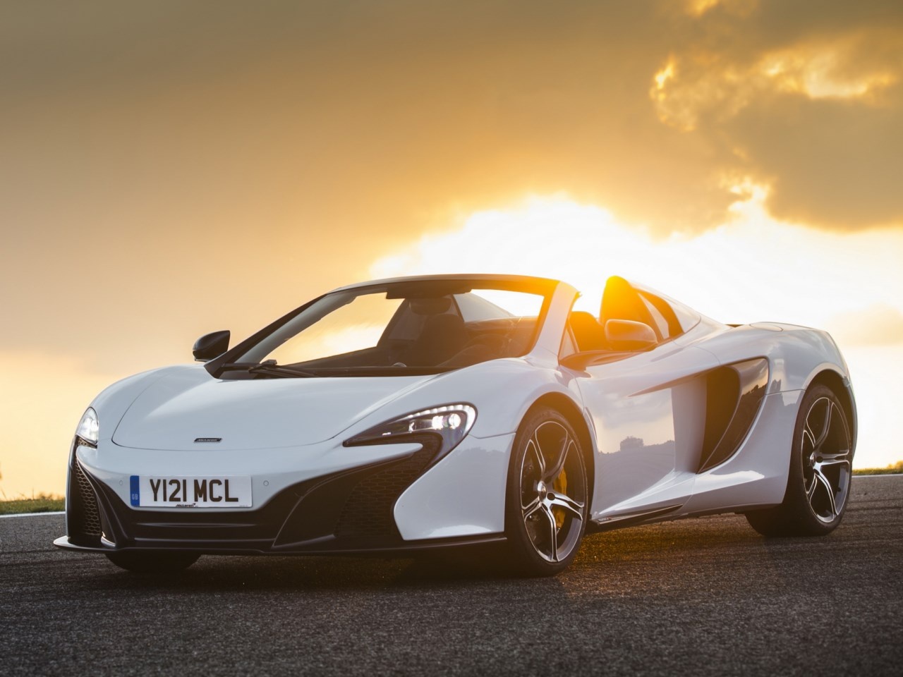 McLarens latest creation, the sportier version of the 12C is a great British super car with a twin turbo V8 pumping out 641 bhp. As one of the cheaper cars on this list, with a list price of £215,000, it is great value for what you get and with P1 styling it definitely is a looker.