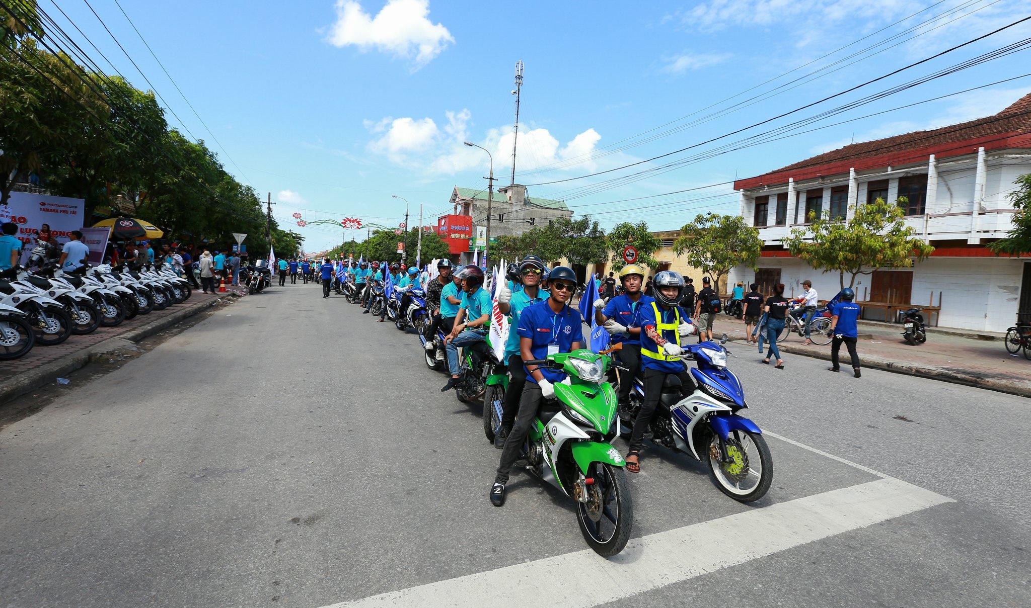 Có thể nói, cộng đồng những người sử dụng xe Exciter đang hoạt động khá mạnh với số lượng thành viên lớn và các câu lạc bộ trải dài ở nhiêu tỉnh, phố trên cả nước.  